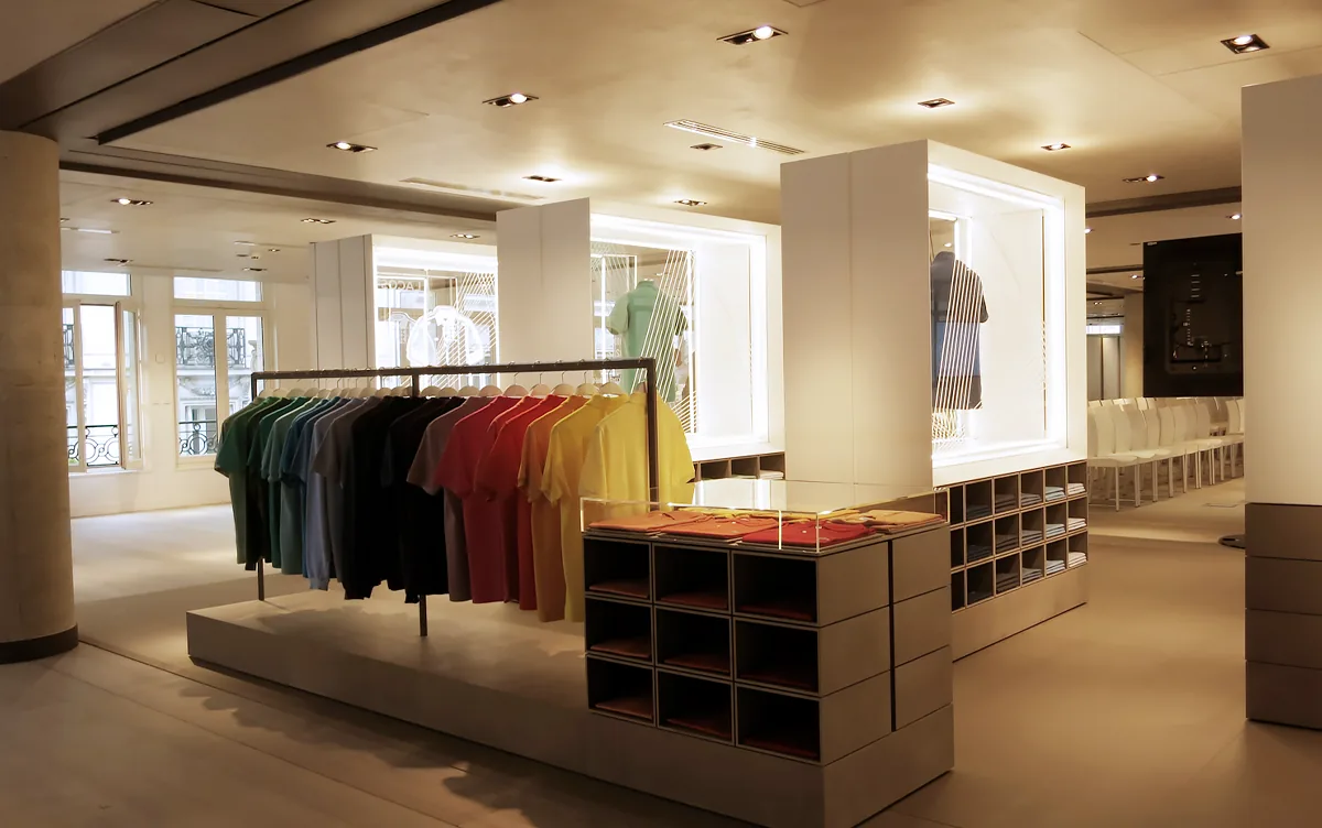 Vitrines animées Lacoste, photo 3