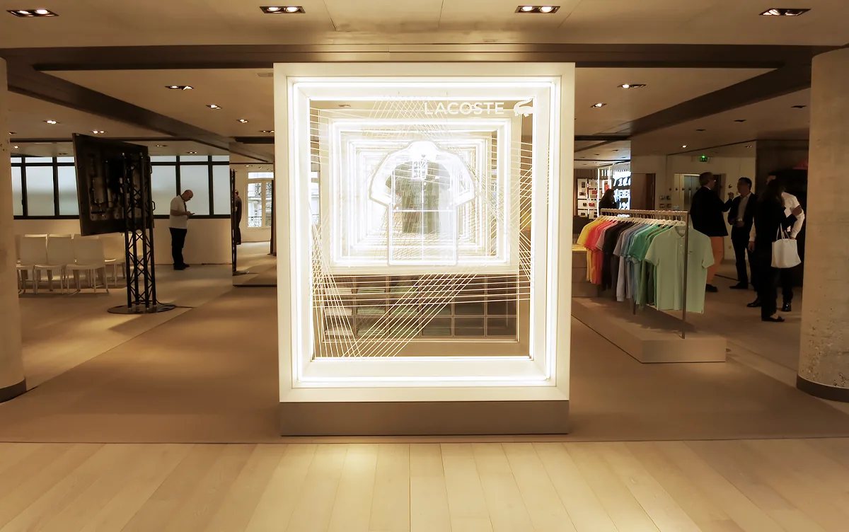 Vitrines animées Lacoste, photo 5