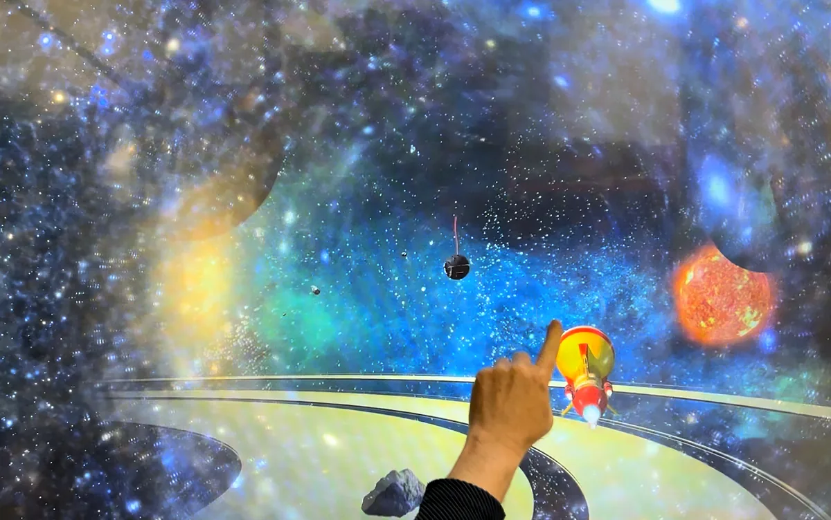Interstellar journey, photo 1